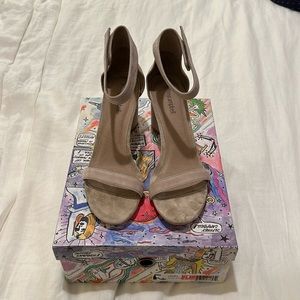 Jeffrey Campbell Laura Ankle Strap Heeled Sandle, Taupe Suede, Size 9